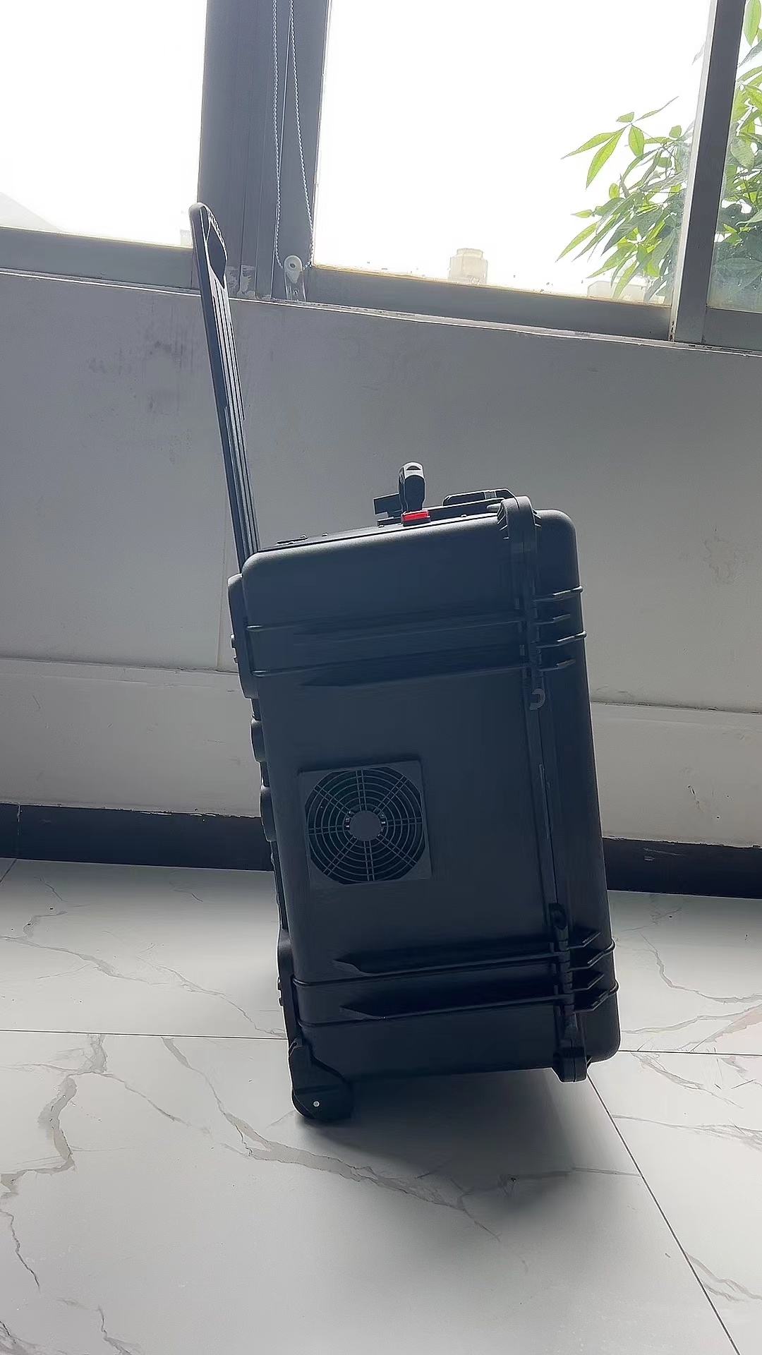 景东手拉箱型移动通信干扰器